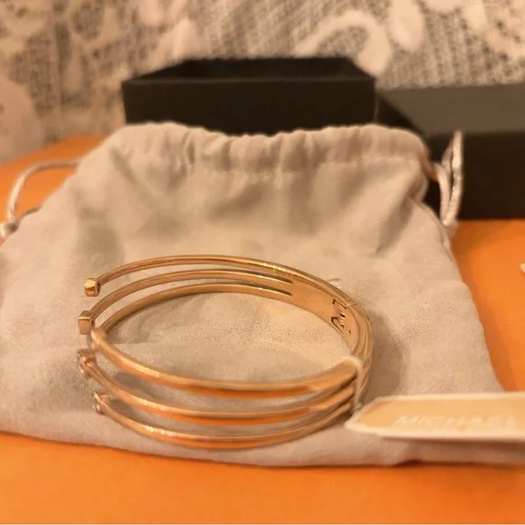 NWT Michael Kors Modern Brilliance Gold Color Cuff Bracelet Crystals - Picture 7 of 14